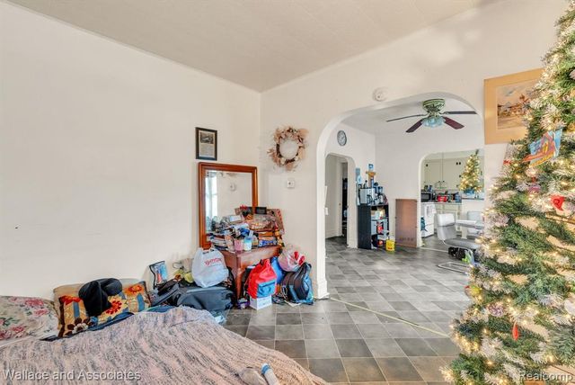 1825 16th Street, Port Huron, MI 48060