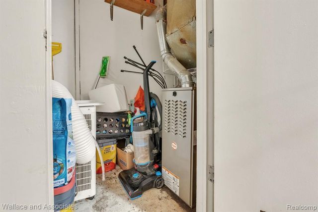 1825 16th Street, Port Huron, MI 48060