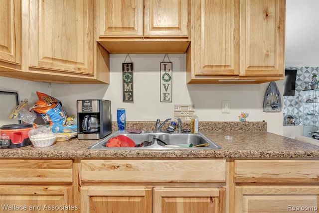 1825 16th Street, Port Huron, MI 48060