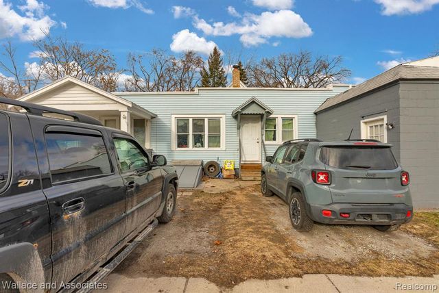 1825 16th Street, Port Huron, MI 48060