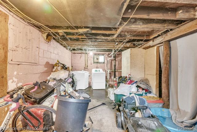 1825 16th Street, Port Huron, MI 48060