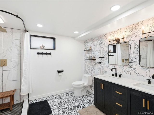 7415 W Polk Ave, Littleton, CO 80123