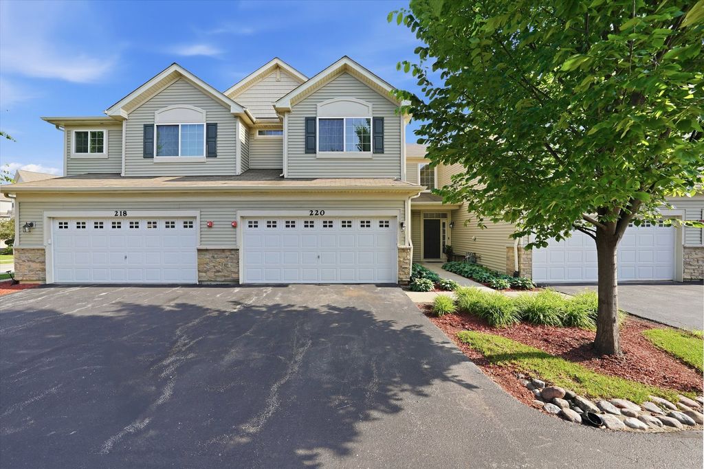 220 OWEN Street, Matteson, IL 60443