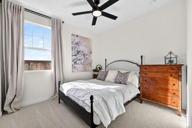 1113 Asher Leaf Dr, Lincoln, CA 95648