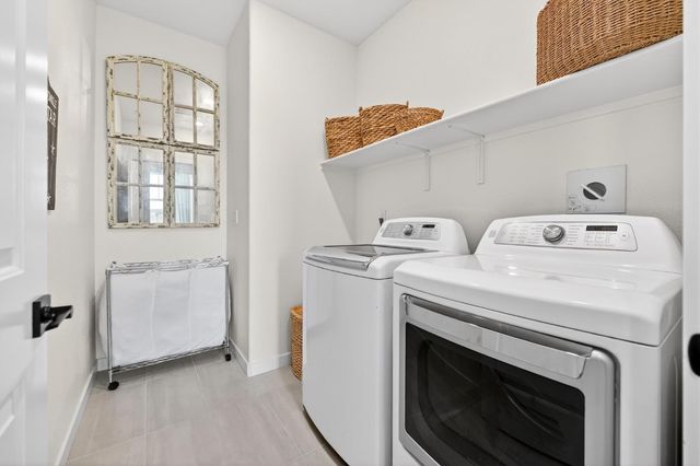 1113 Asher Leaf Dr, Lincoln, CA 95648