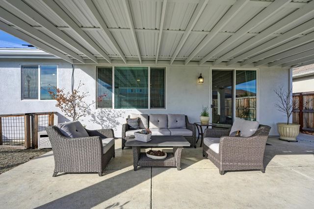 1113 Asher Leaf Dr, Lincoln, CA 95648