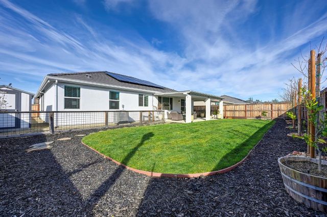 1113 Asher Leaf Dr, Lincoln, CA 95648