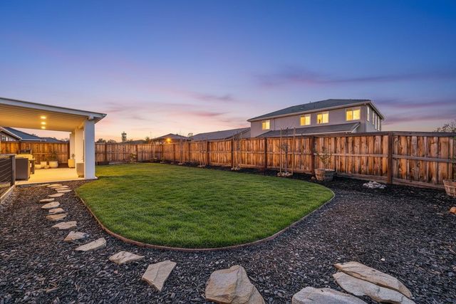 1113 Asher Leaf Dr, Lincoln, CA 95648