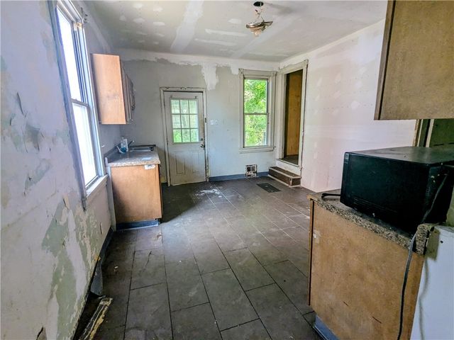 1809 Cornell St, Mckeesport, PA 15132