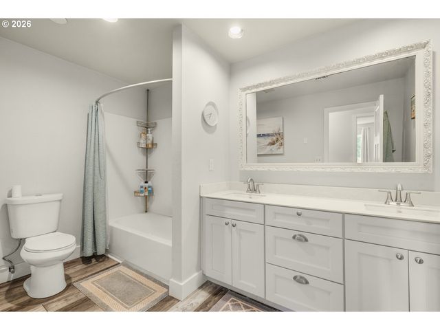 9019 Ne 244TH St, Battle Ground, WA 98604