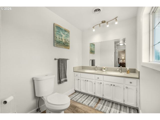 9019 Ne 244TH St, Battle Ground, WA 98604