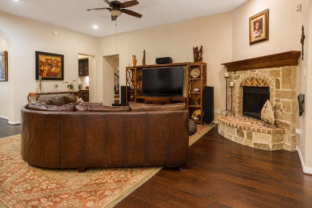 2326 Hamilton Pool Lane, Friendswood, TX 77546
