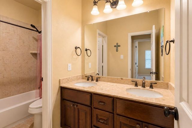 2326 Hamilton Pool Lane, Friendswood, TX 77546