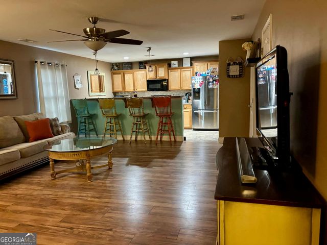 111 Gleaston Way, Guyton, GA 31312