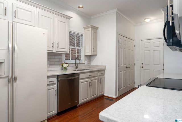 2317 TIMBER RIDGE CIRCLE, Vestavia Hills, AL 35243