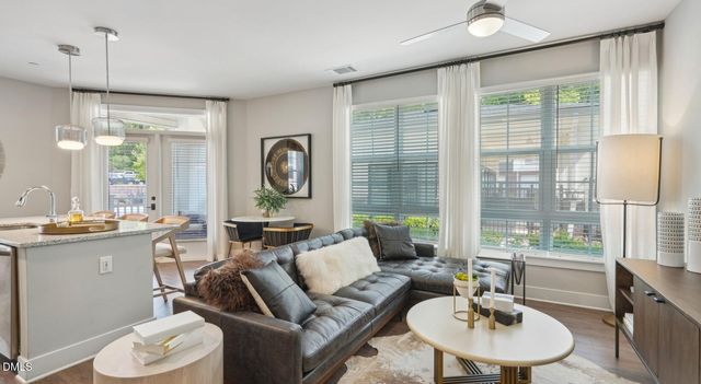 625 S Elliott Road S1e, Chapel Hill, NC 27517