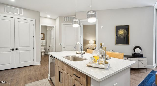 625 S Elliott Road S1e, Chapel Hill, NC 27517