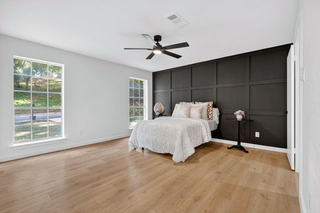 425 Ten Mile Drive, Desoto, TX 75115