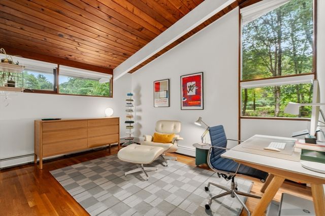 43 Willowdale Rd, Topsfield, MA 01983