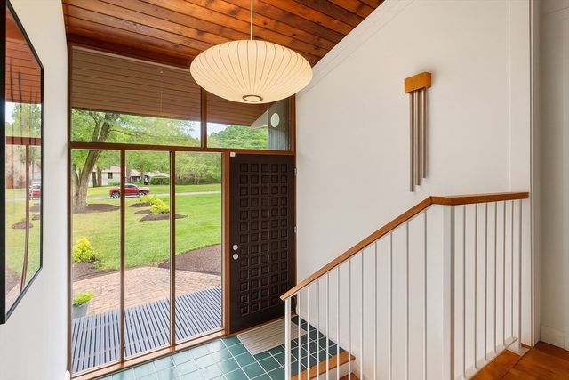 43 Willowdale Rd, Topsfield, MA 01983