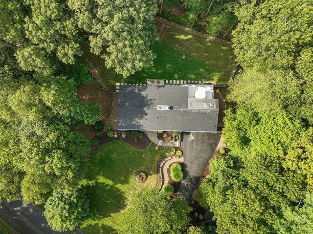 43 Willowdale Rd, Topsfield, MA 01983