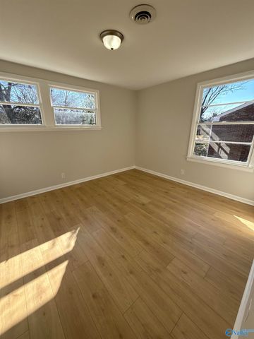 3611 NW Lakewood Drive NW, Huntsville, AL 35811