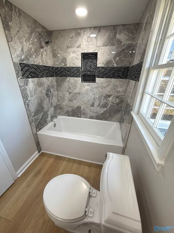 3611 NW Lakewood Drive NW, Huntsville, AL 35811