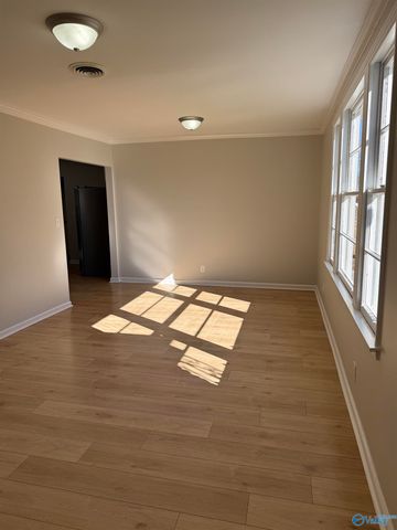 3611 NW Lakewood Drive NW, Huntsville, AL 35811