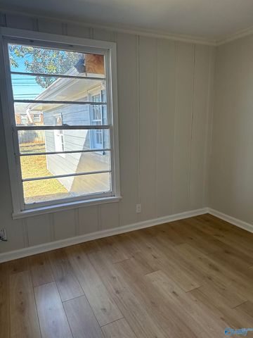 3611 NW Lakewood Drive NW, Huntsville, AL 35811