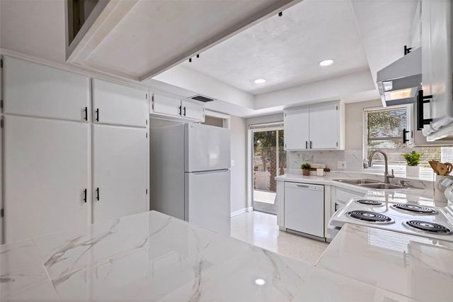 2005 REBECCA DRIVE, Clearwater, FL 33764