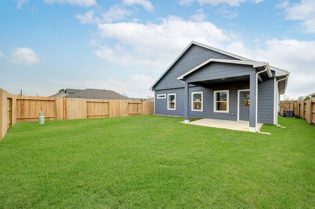 4324 Valley Brook Drive, Fort Worth, TX 76036