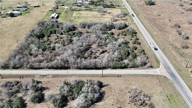 483 Highway 202, Refugio, TX 78377