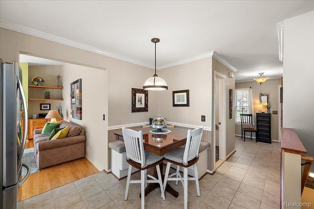 24546 Fairway Hills Drive, Novi, MI 48374