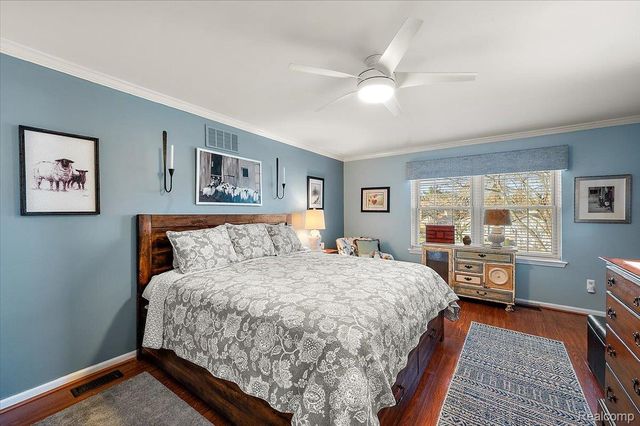 24546 Fairway Hills Drive, Novi, MI 48374