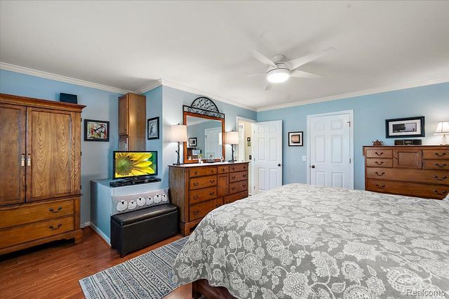 24546 Fairway Hills Drive, Novi, MI 48374