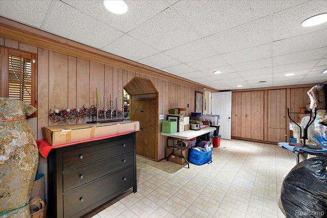 24546 Fairway Hills Drive, Novi, MI 48374