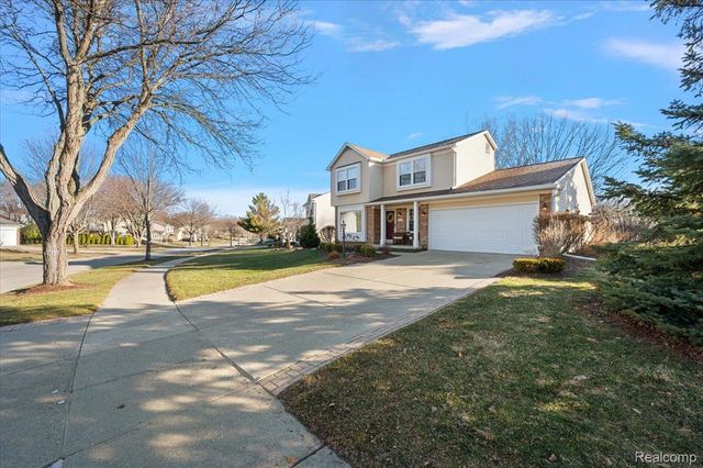 24546 Fairway Hills Drive, Novi, MI 48374