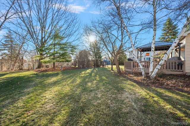 24546 Fairway Hills Drive, Novi, MI 48374