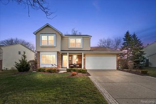 24546 Fairway Hills Drive, Novi, MI 48374