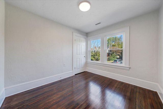 832 Queen AVE, Roanoke, VA 24012