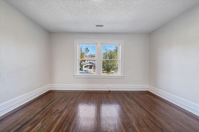 832 Queen AVE, Roanoke, VA 24012