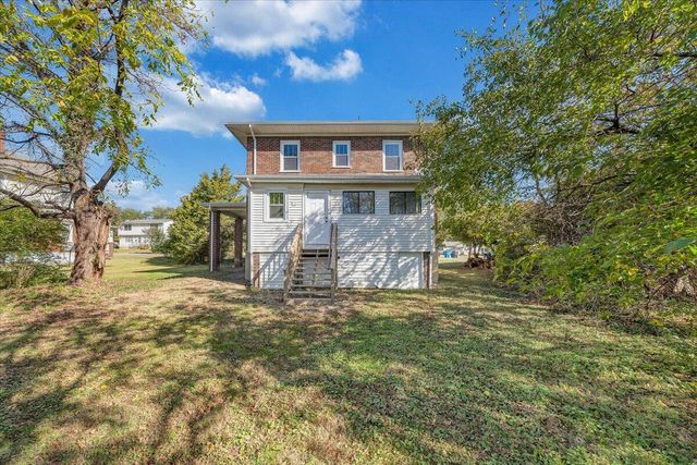 832 Queen AVE, Roanoke, VA 24012