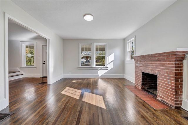 832 Queen AVE, Roanoke, VA 24012