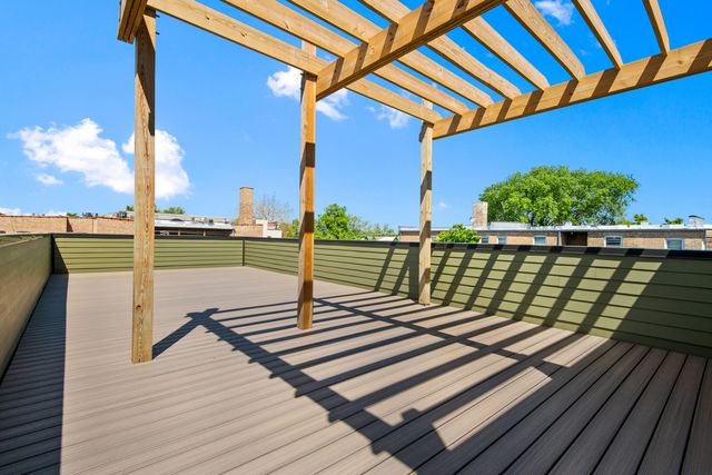 4844 N Hermitage Avenue, Chicago, IL 60640
