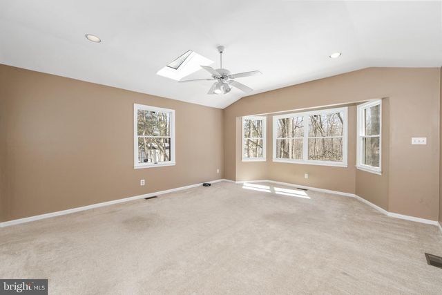 3 ACORN HILL HOLW, Voorhees, NJ 08043