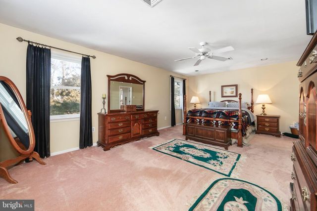 3 ACORN HILL HOLW, Voorhees, NJ 08043