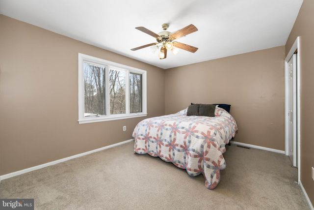 3 ACORN HILL HOLW, Voorhees, NJ 08043