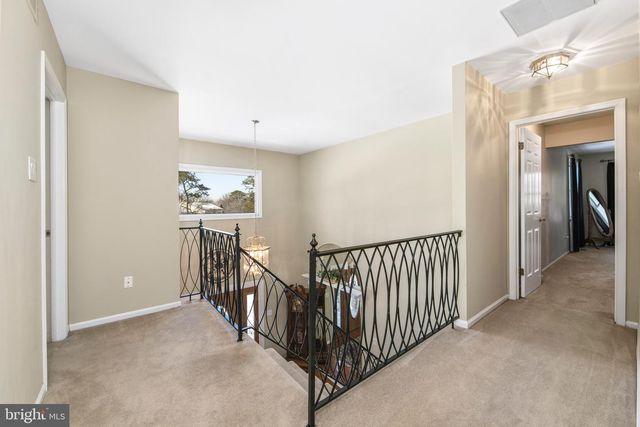 3 ACORN HILL HOLW, Voorhees, NJ 08043