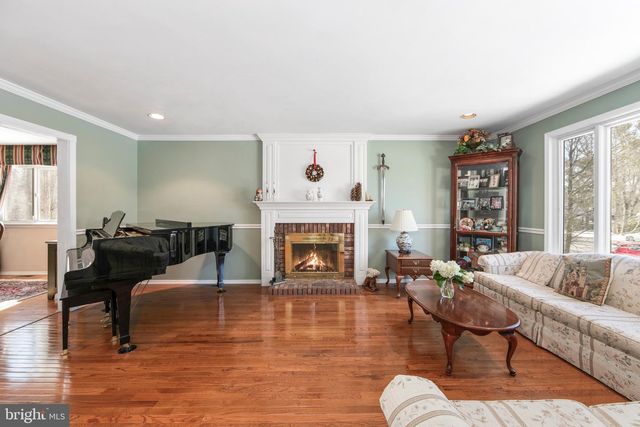 3 ACORN HILL HOLW, Voorhees, NJ 08043