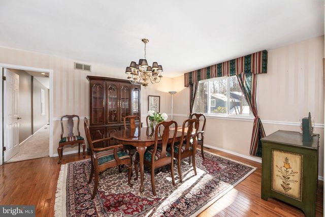 3 ACORN HILL HOLW, Voorhees, NJ 08043